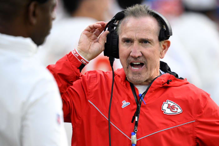 Spagnuolo during the Chiefs’ 13-12 win over the Chargers on Jan. 7, 2024.